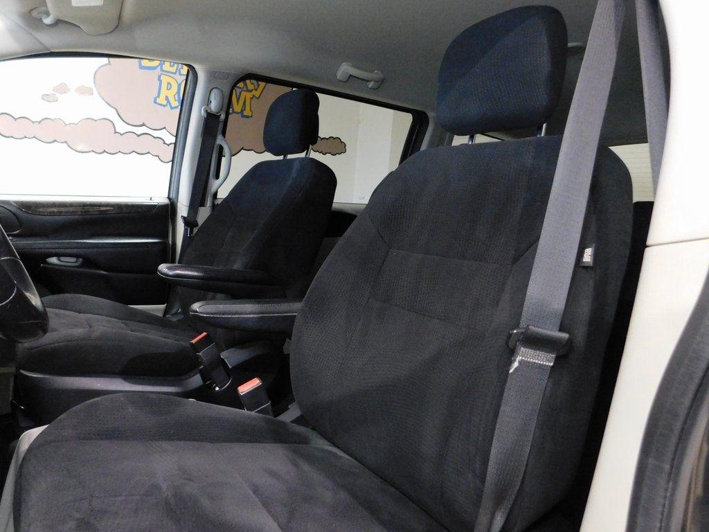 Dodge Grand Caravan Express 2011