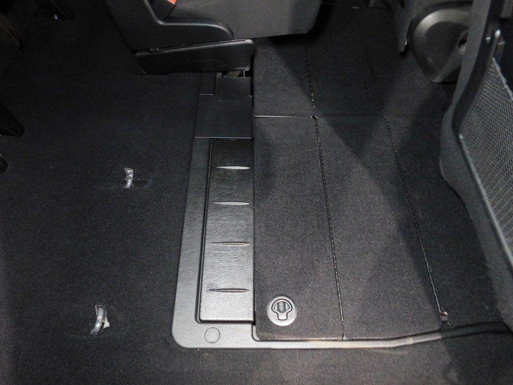 Dodge Grand Caravan Express 2011