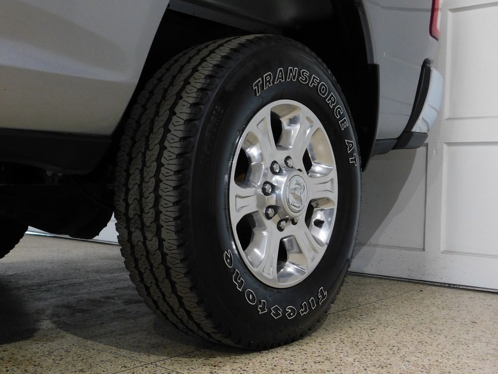 RAM 2500 Tradesman Crew Cab SWB 4WD 2022