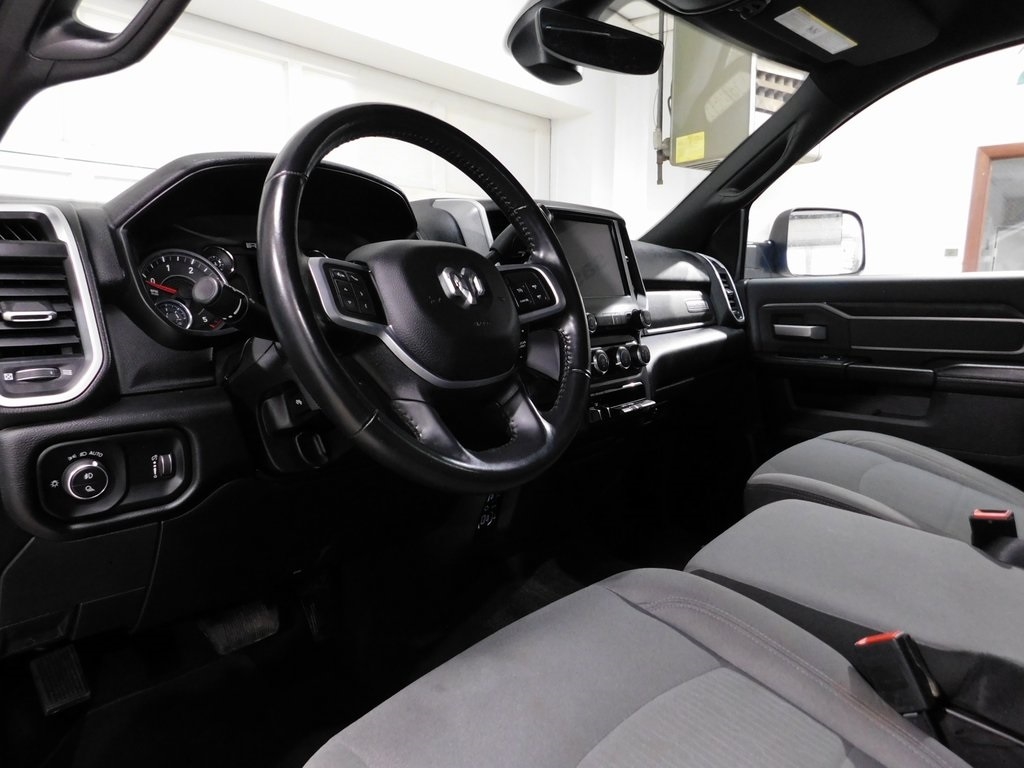 RAM 2500 Tradesman Crew Cab SWB 4WD 2022