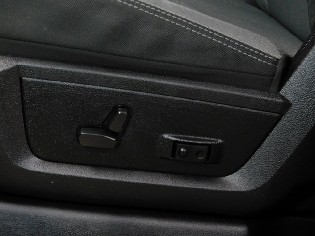 RAM 2500 Tradesman Crew Cab SWB 4WD 2022