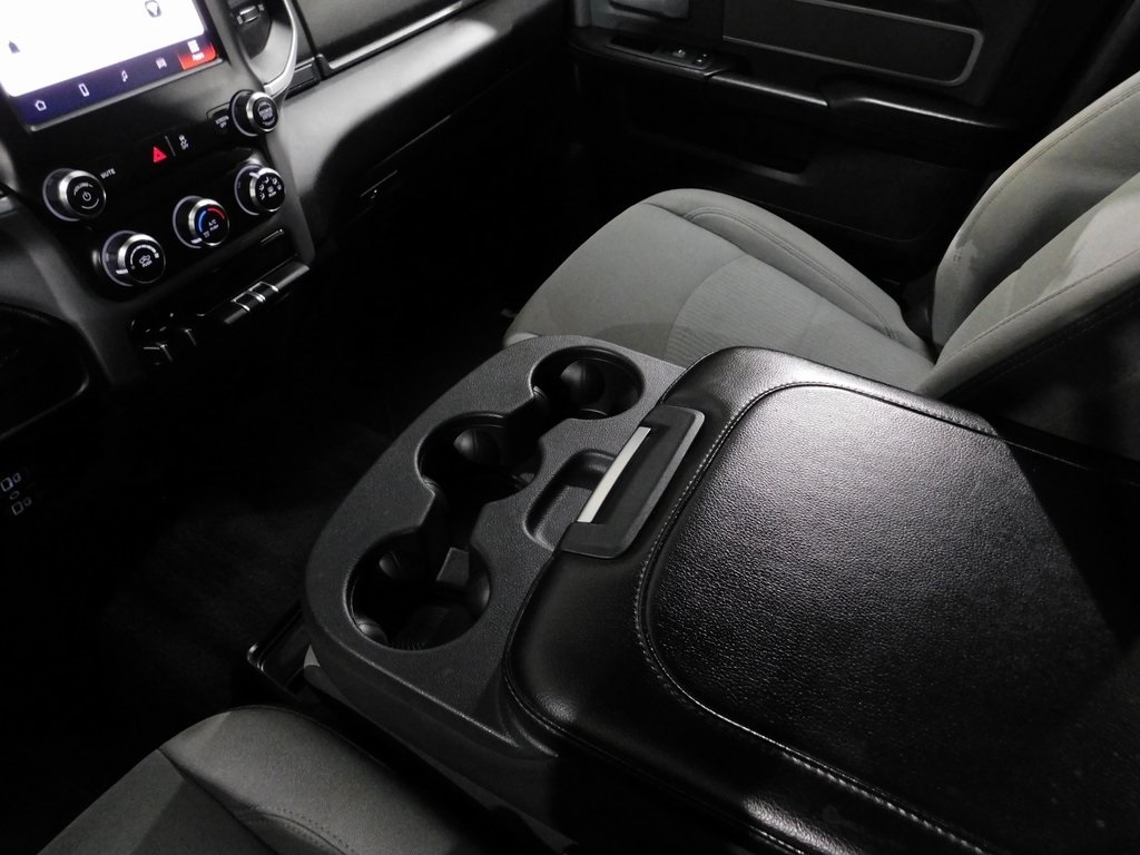 RAM 2500 Tradesman Crew Cab SWB 4WD 2022