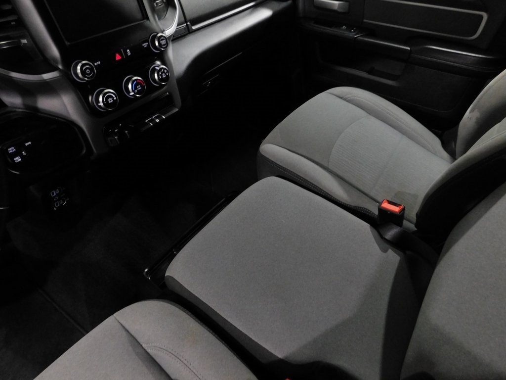 RAM 2500 Tradesman Crew Cab SWB 4WD 2022