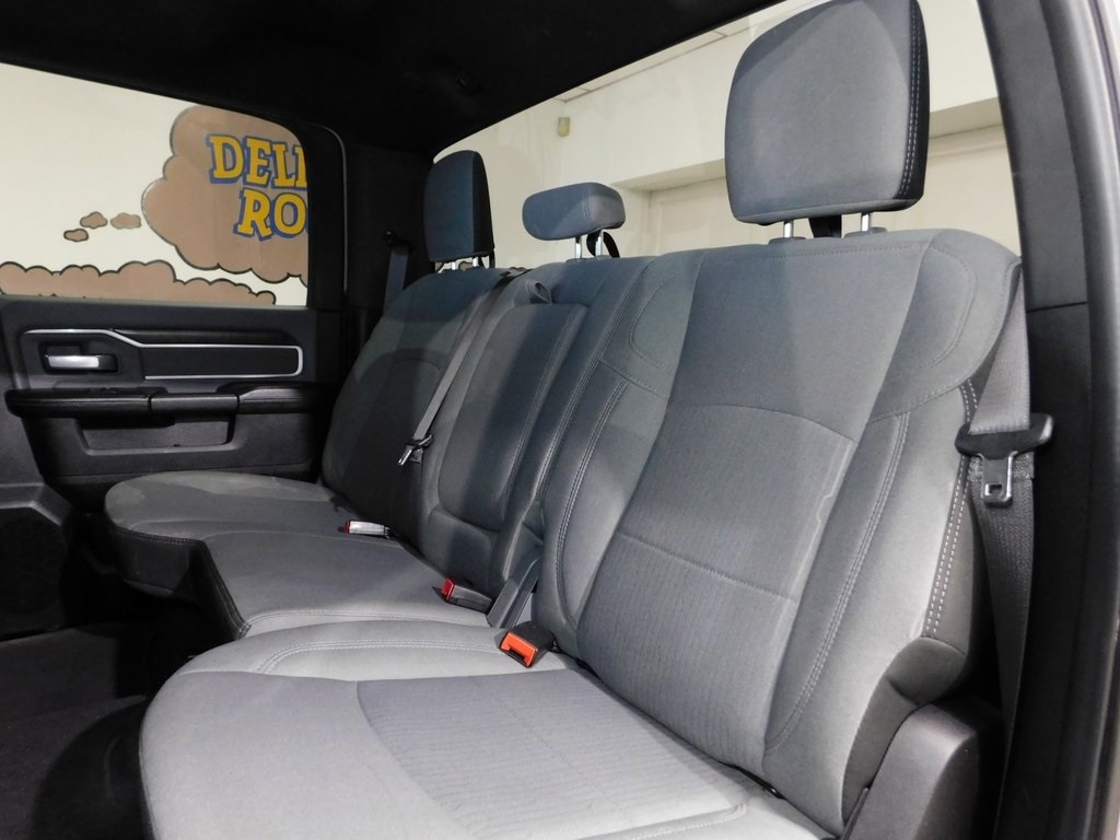 RAM 2500 Tradesman Crew Cab SWB 4WD 2022