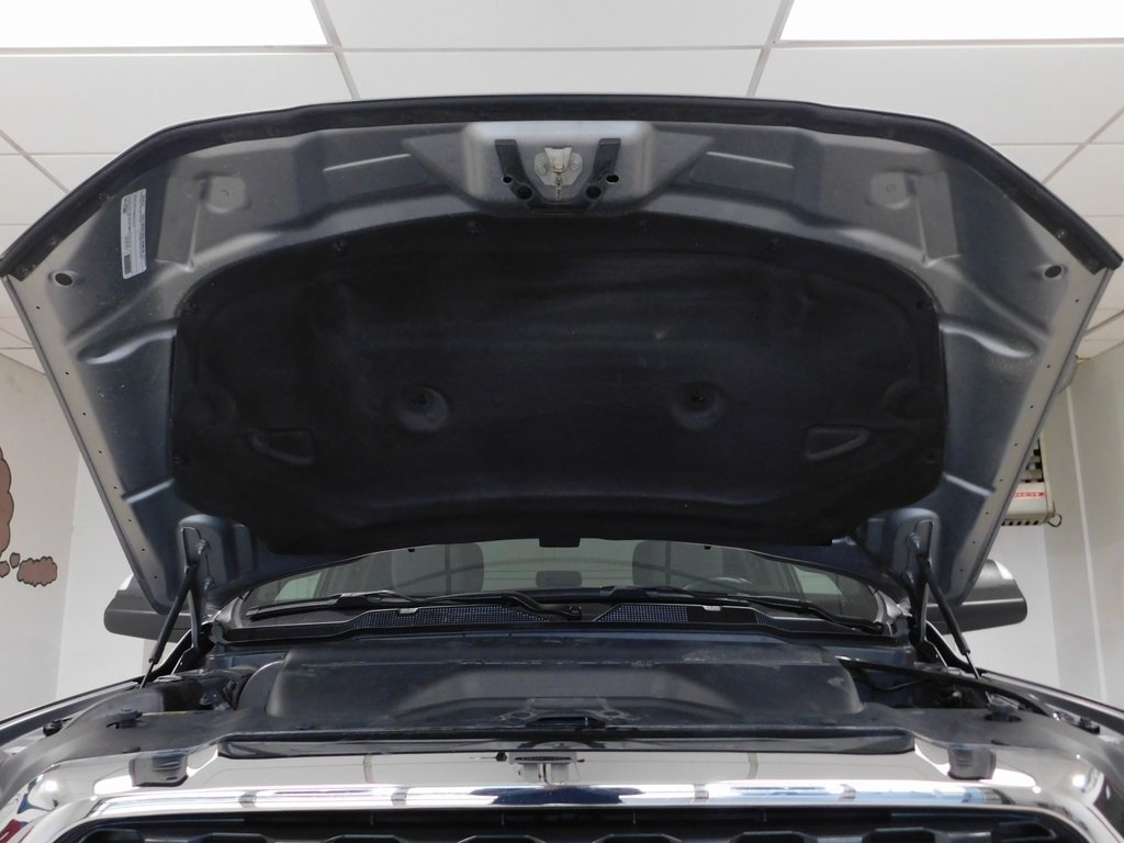 RAM 2500 Tradesman Crew Cab SWB 4WD 2022