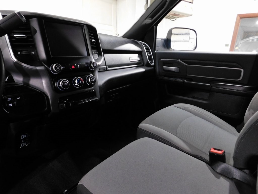 RAM 2500 Tradesman Crew Cab SWB 4WD 2022