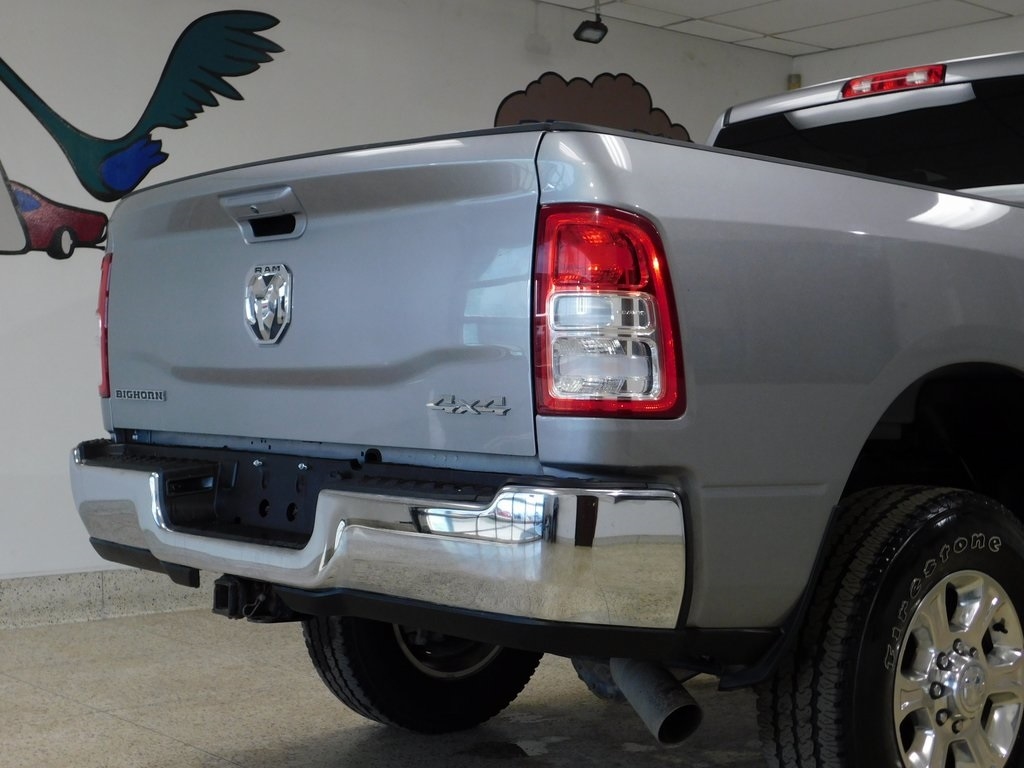 RAM 2500 Tradesman Crew Cab SWB 4WD 2022
