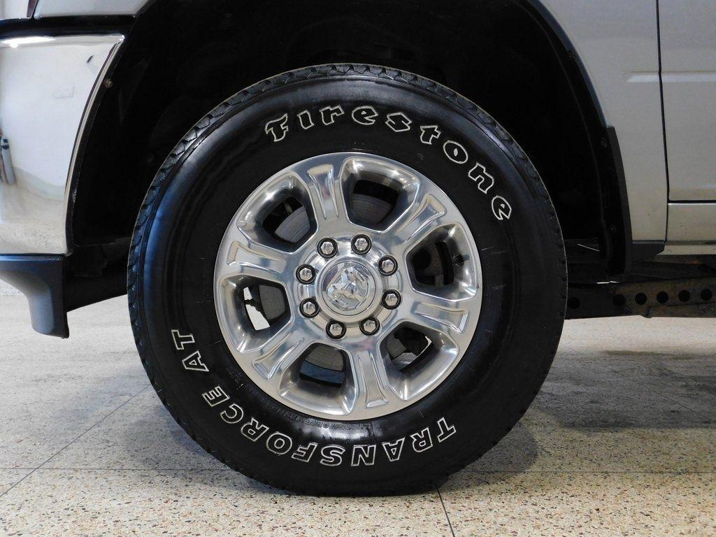 RAM 2500 Tradesman Crew Cab SWB 4WD 2022