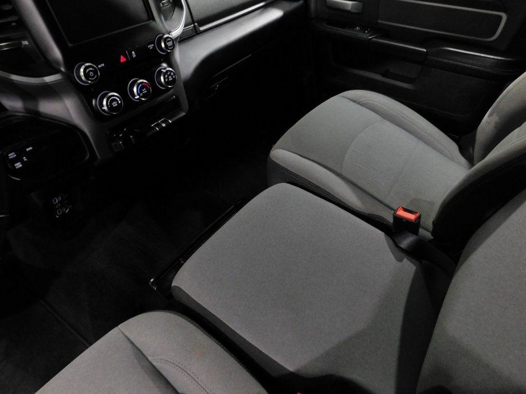 RAM 2500 Tradesman Crew Cab SWB 4WD 2022