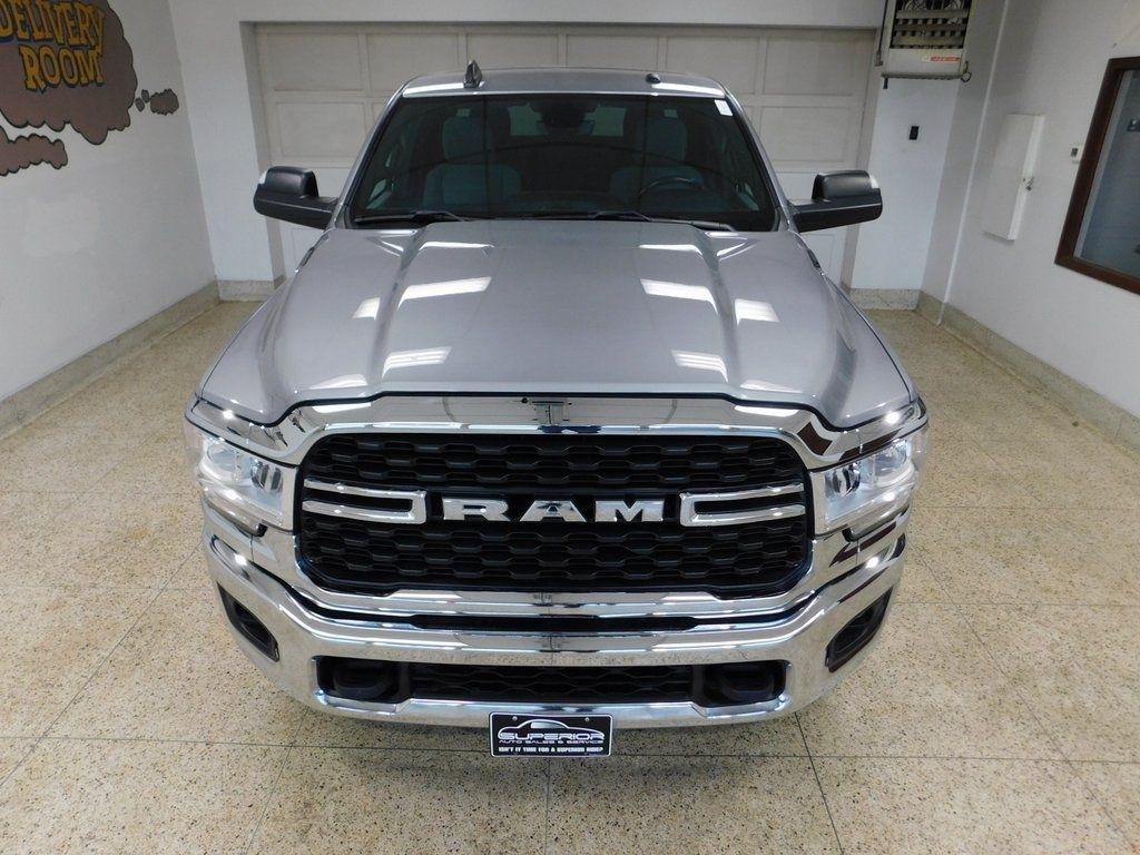 RAM 2500 Tradesman Crew Cab SWB 4WD 2022