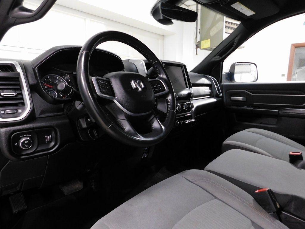 RAM 2500 Tradesman Crew Cab SWB 4WD 2022