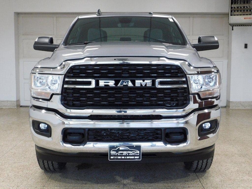 RAM 2500 Tradesman Crew Cab SWB 4WD 2022