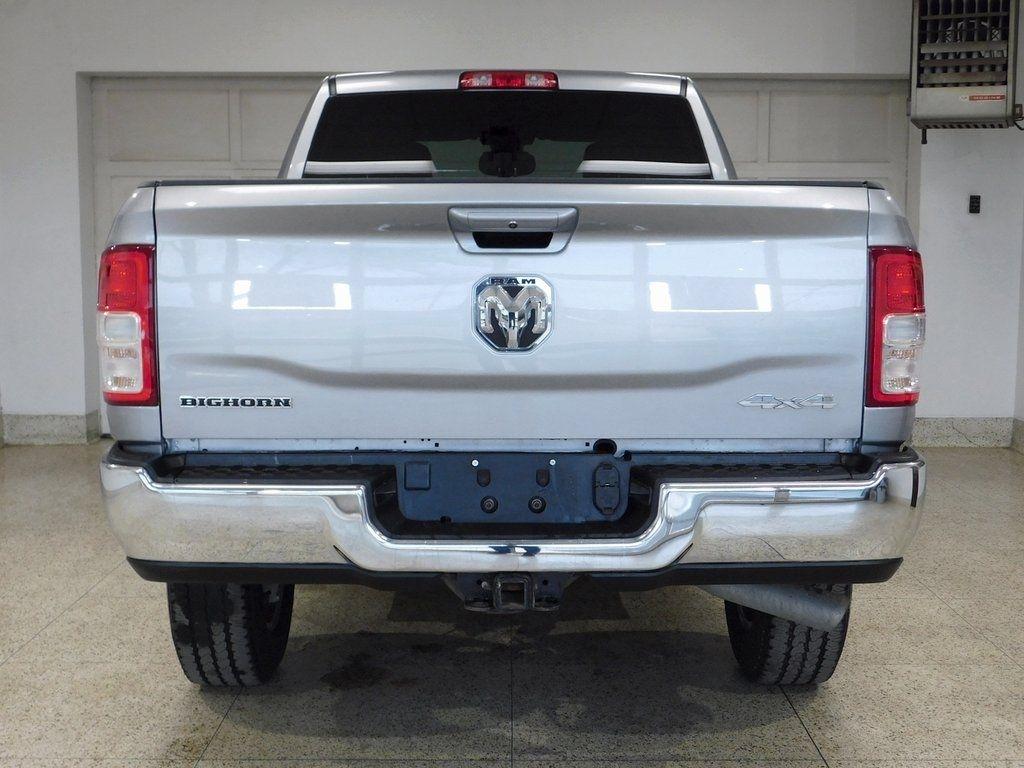 RAM 2500 Tradesman Crew Cab SWB 4WD 2022