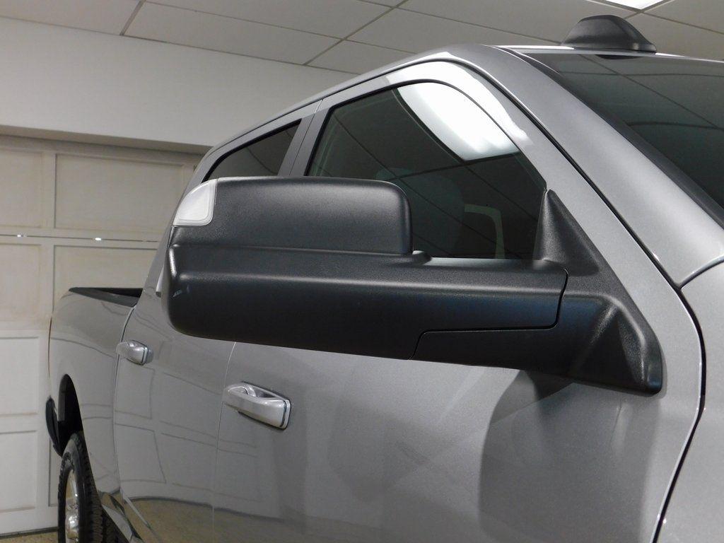 RAM 2500 Tradesman Crew Cab SWB 4WD 2022