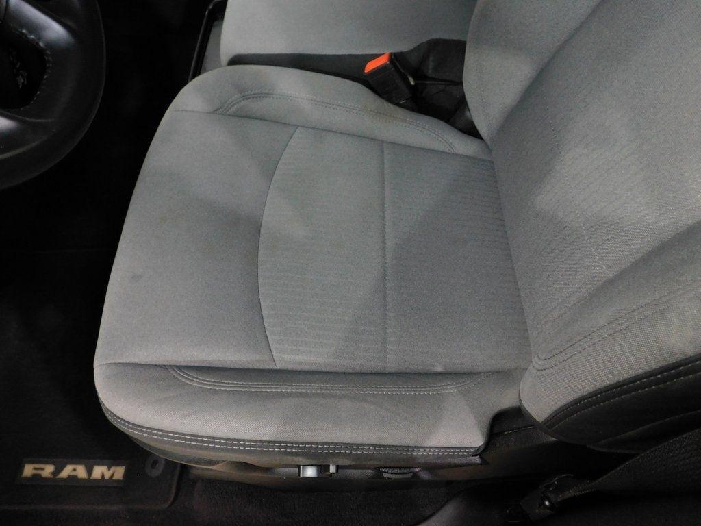 RAM 2500 Tradesman Crew Cab SWB 4WD 2022