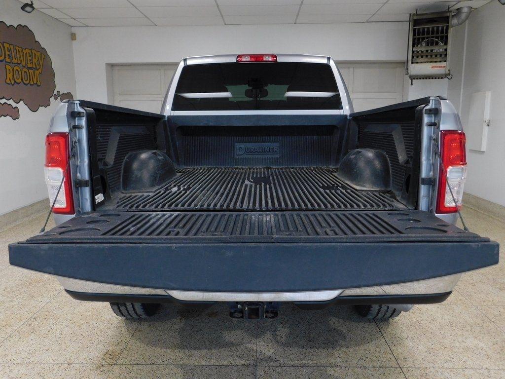 RAM 2500 Tradesman Crew Cab SWB 4WD 2022