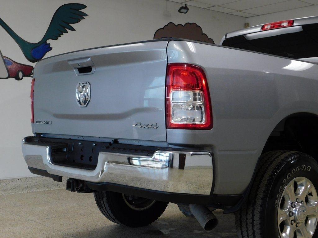 RAM 2500 Tradesman Crew Cab SWB 4WD 2022