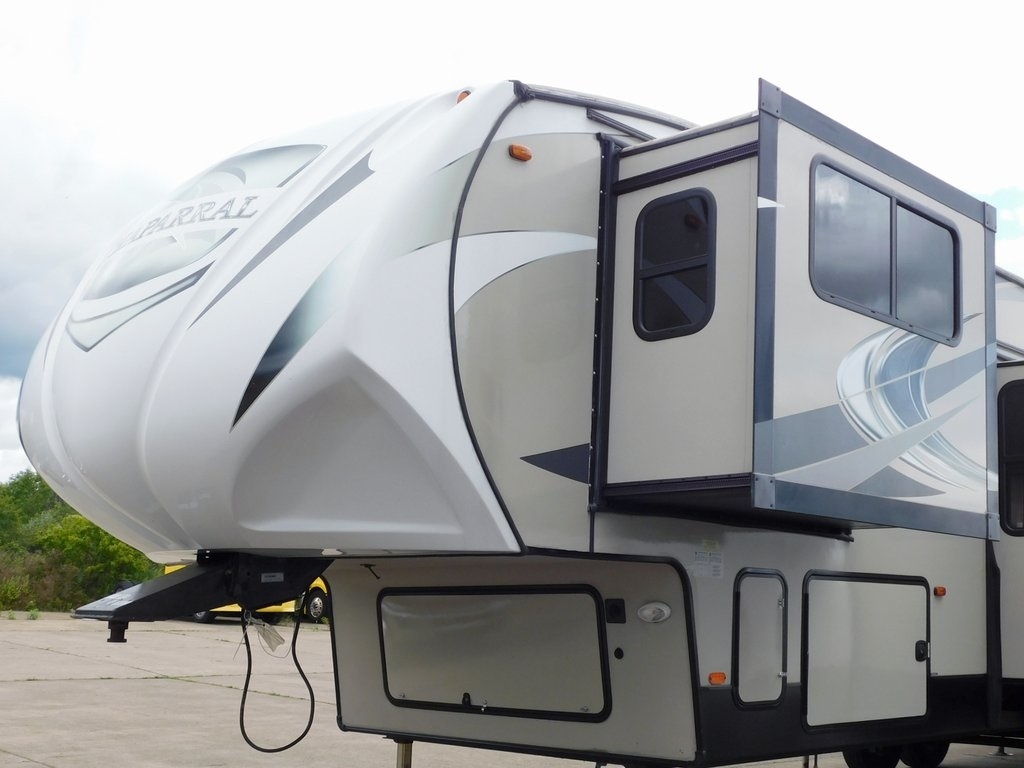 2018 Forest River Chaparral photo 2