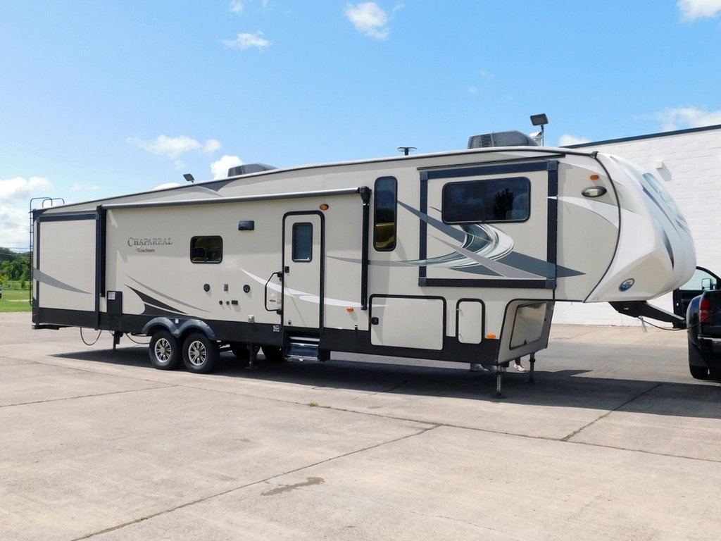 Forest River Chaparral  2018