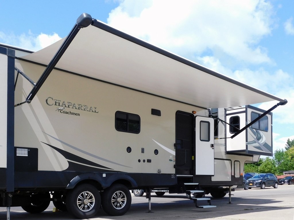 Forest River Chaparral  2018