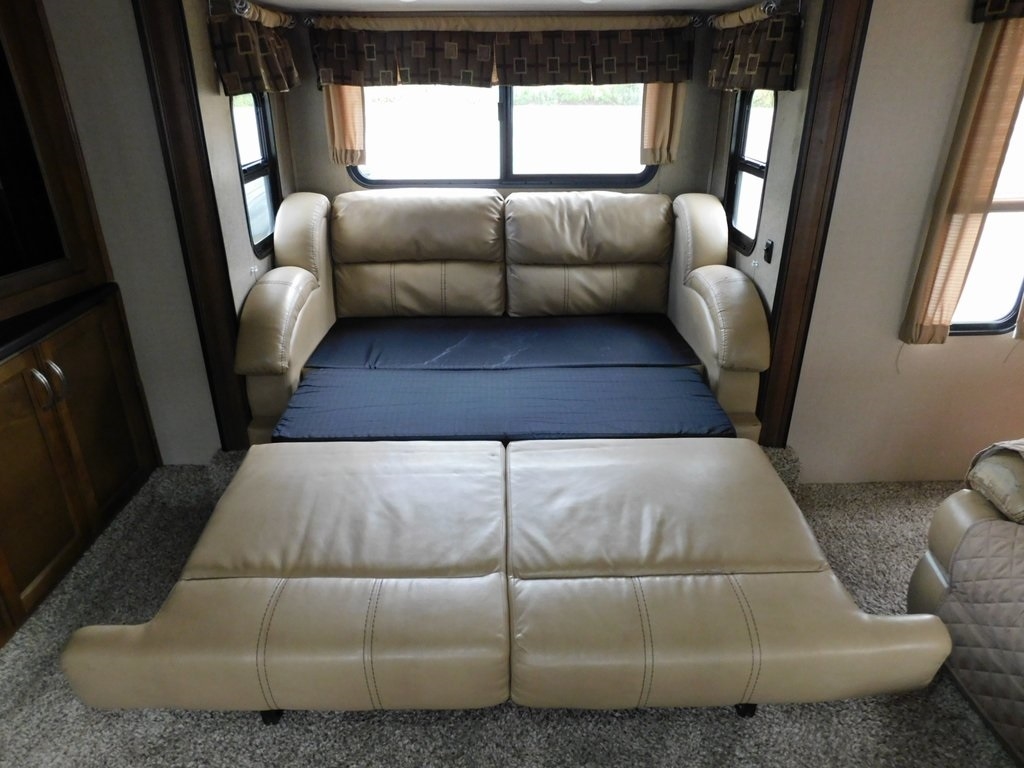 Forest River Chaparral  2018