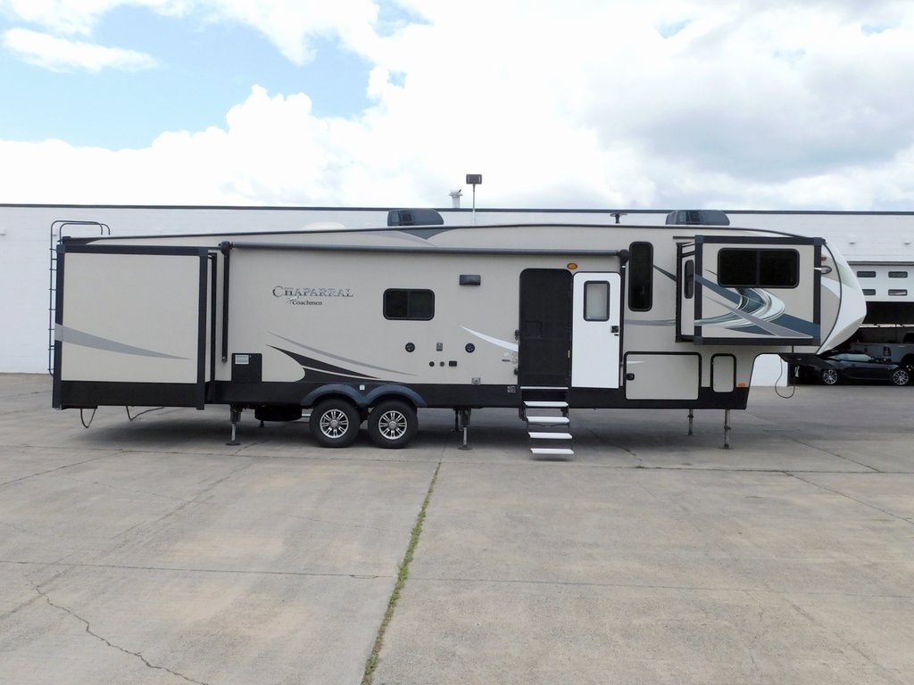 Forest River Chaparral  2018