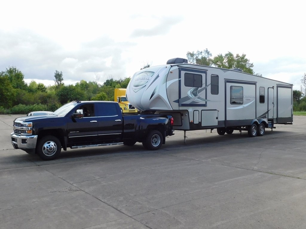 Forest River Chaparral  2018