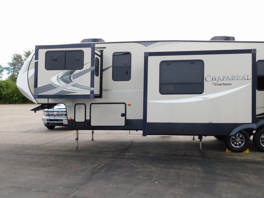 Forest River Chaparral  2018