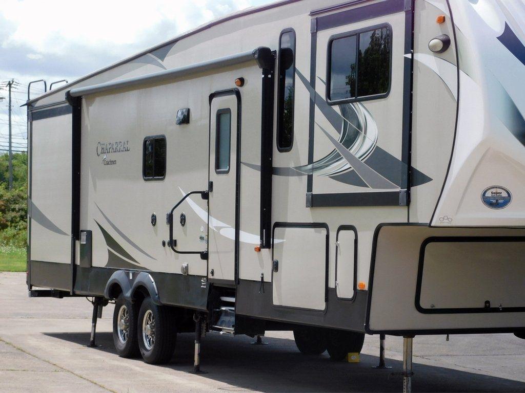 Forest River Chaparral  2018