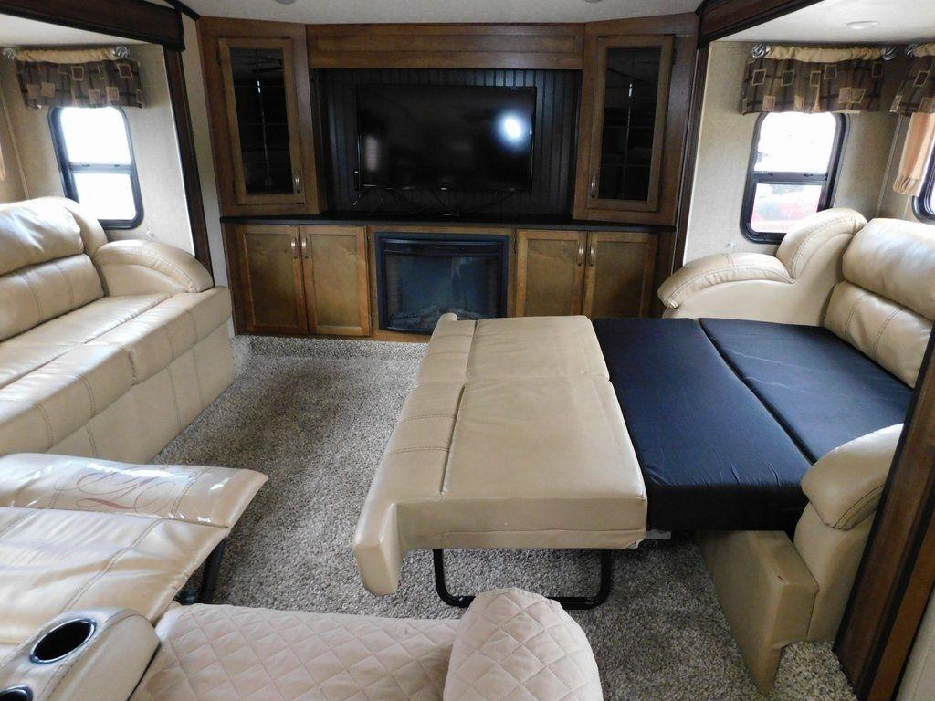 Forest River Chaparral  2018