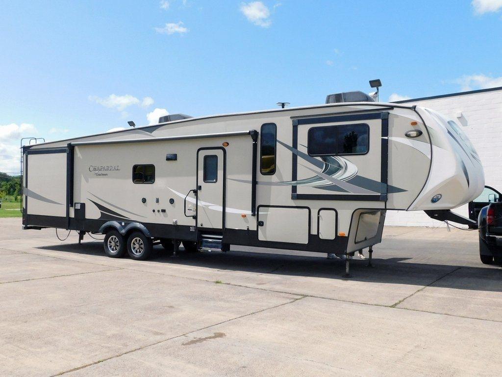 Forest River Chaparral  2018