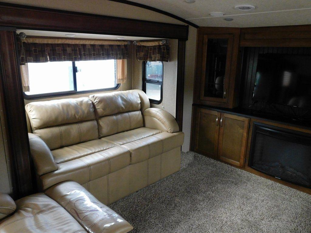 Forest River Chaparral  2018