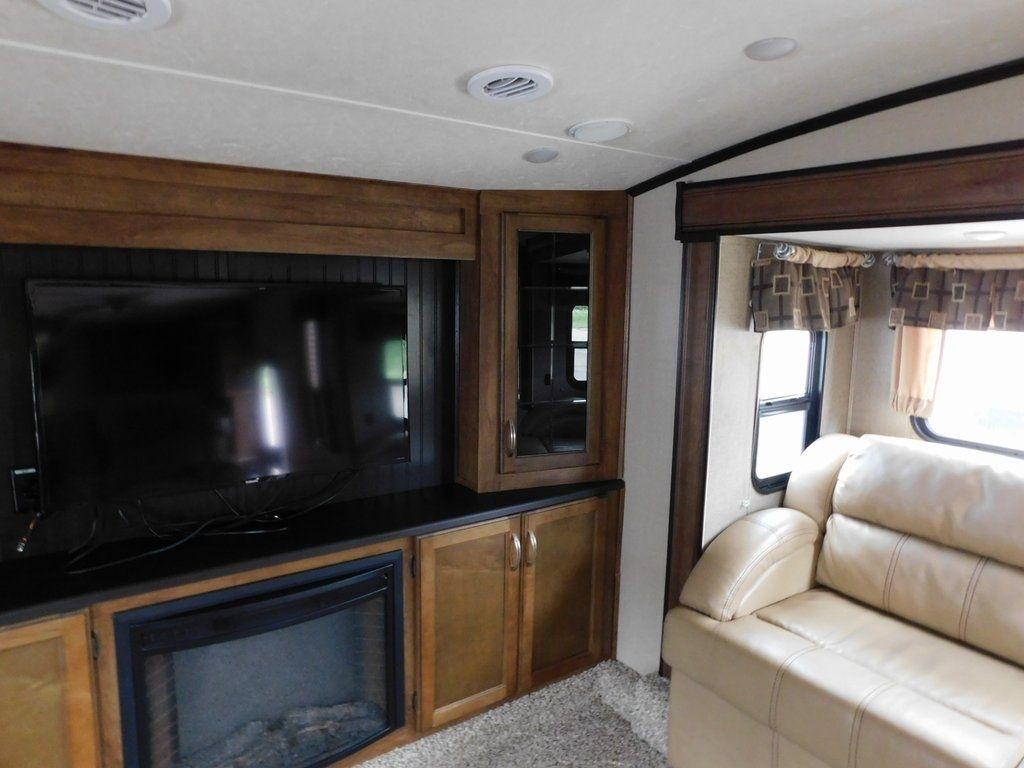 Forest River Chaparral  2018