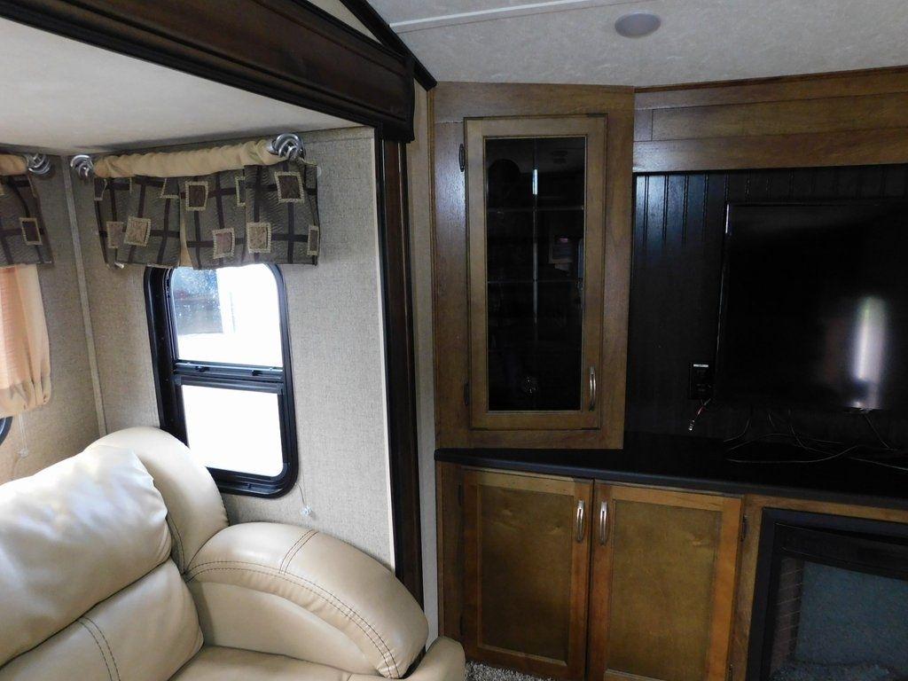 Forest River Chaparral  2018