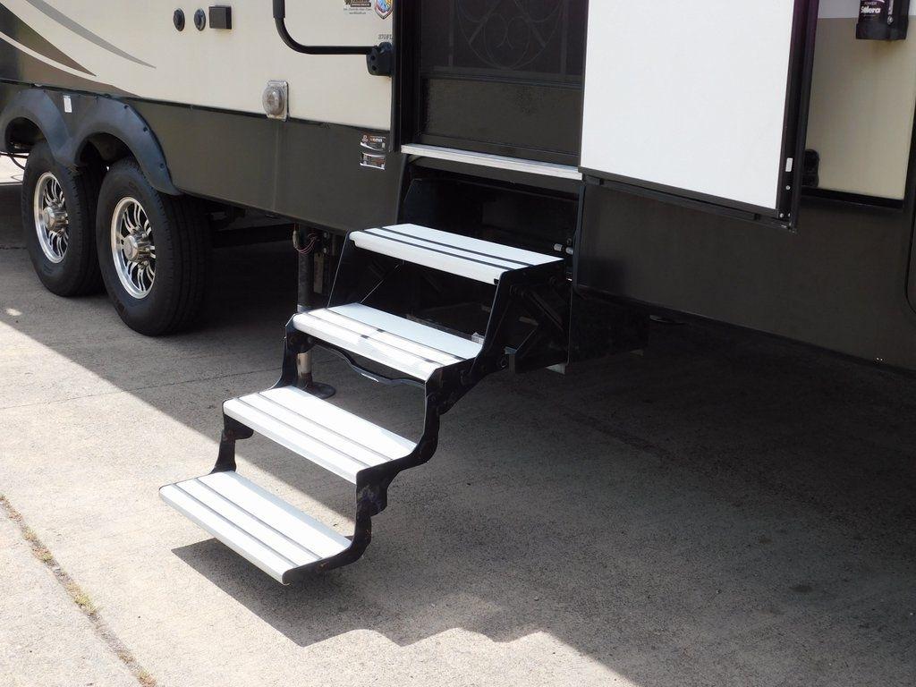 Forest River Chaparral  2018