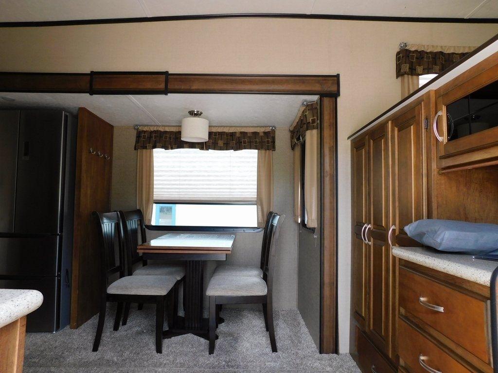 Forest River Chaparral  2018