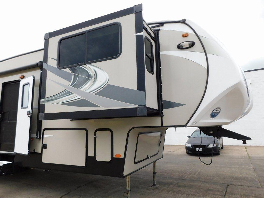 Forest River Chaparral  2018