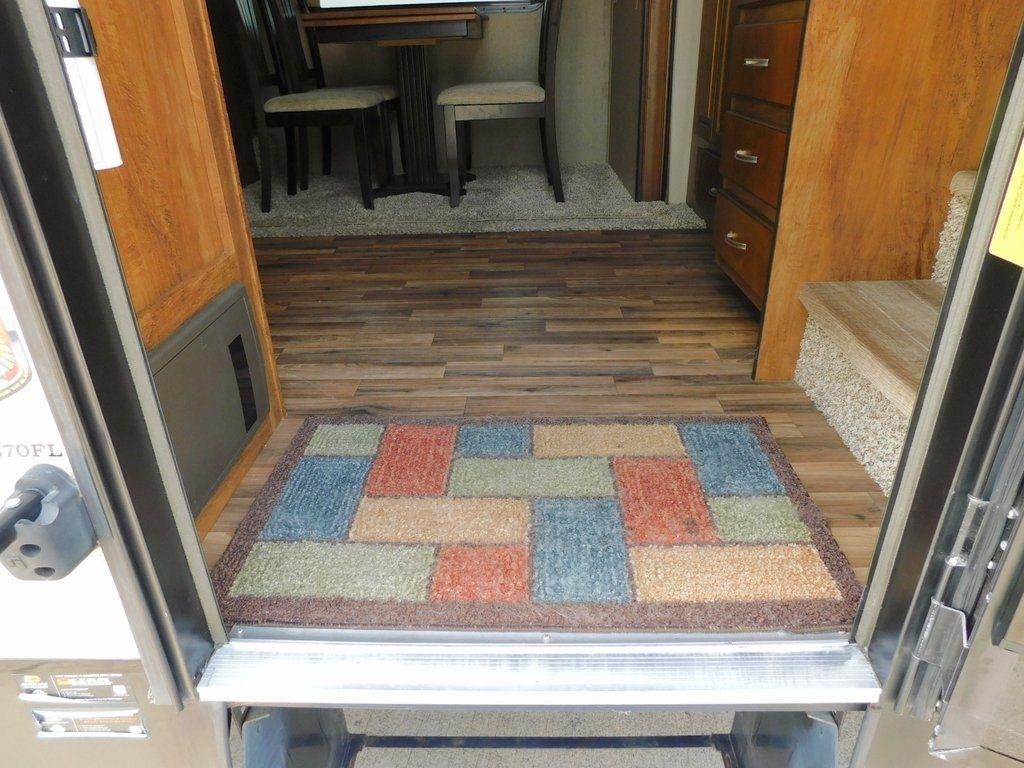 Forest River Chaparral  2018