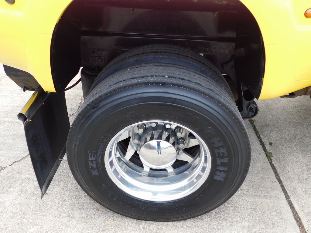 Ford F-650 Crew Cab 2WD DRW 2008