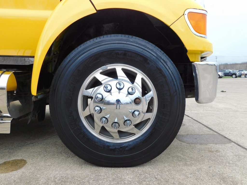 Ford F-650 Crew Cab 2WD DRW 2008