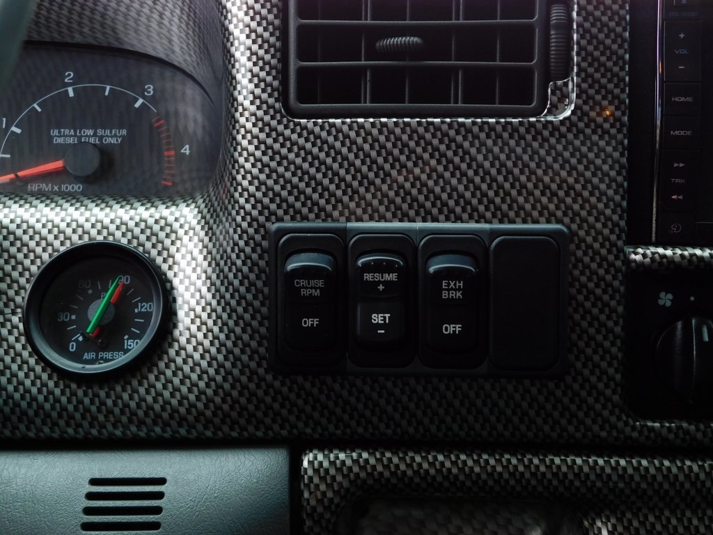 Ford F-650 Crew Cab 2WD DRW 2008