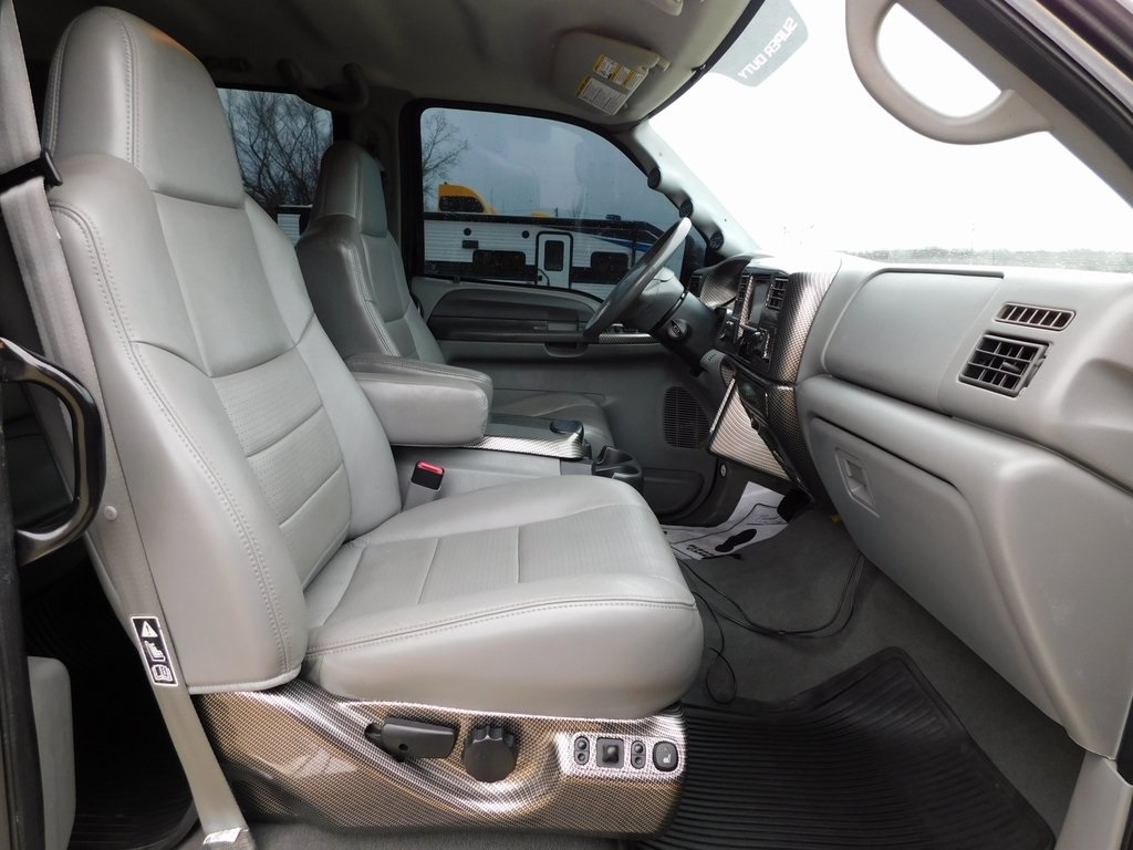 Ford F-650 Crew Cab 2WD DRW 2008