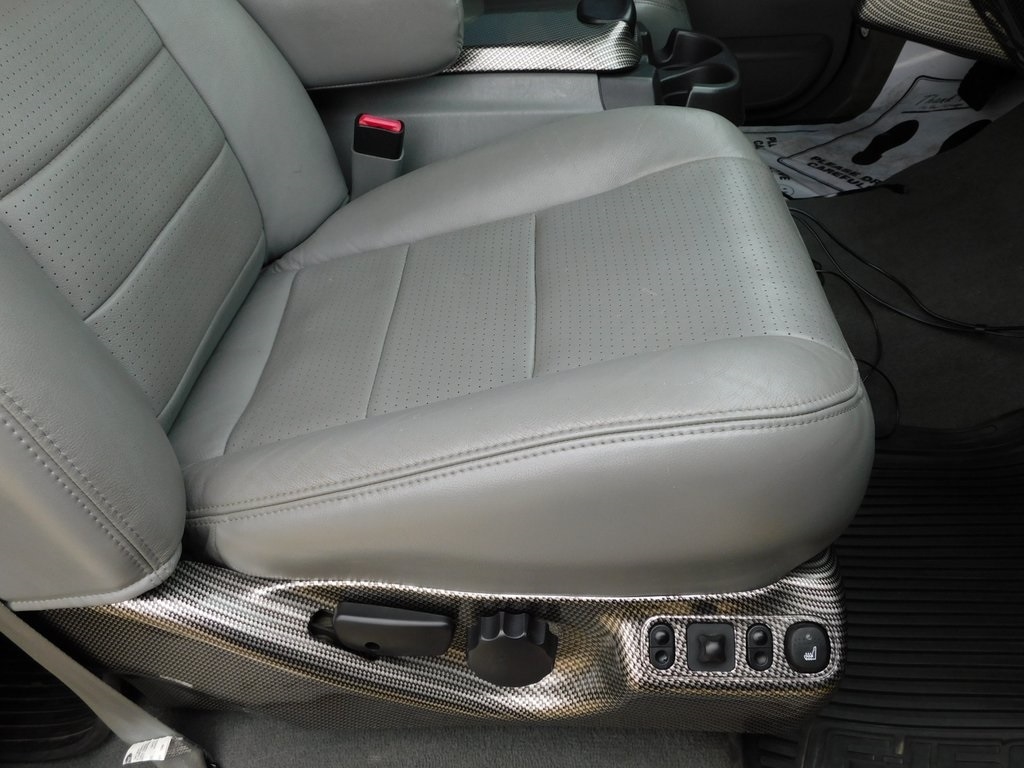 Ford F-650 Crew Cab 2WD DRW 2008