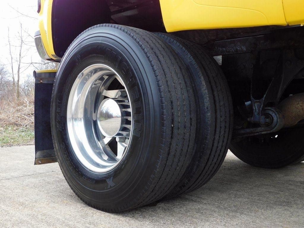 Ford F-650 Crew Cab 2WD DRW 2008