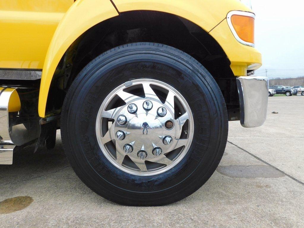 Ford F-650 Crew Cab 2WD DRW 2008