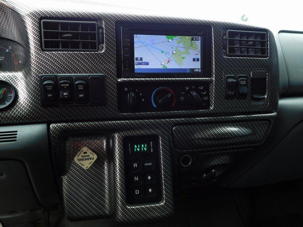 Ford F-650 Crew Cab 2WD DRW 2008