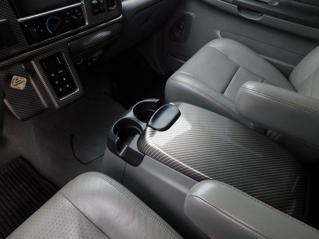 Ford F-650 Crew Cab 2WD DRW 2008