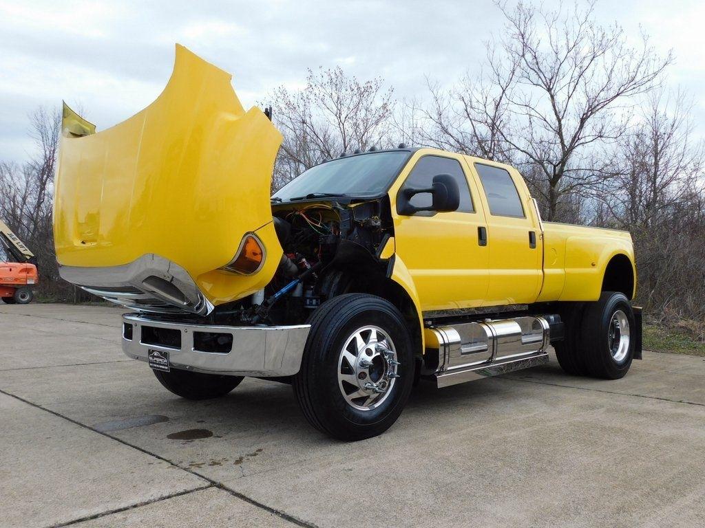Ford F-650 Crew Cab 2WD DRW 2008