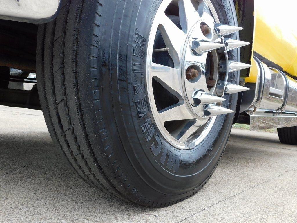 Ford F-650 Crew Cab 2WD DRW 2008