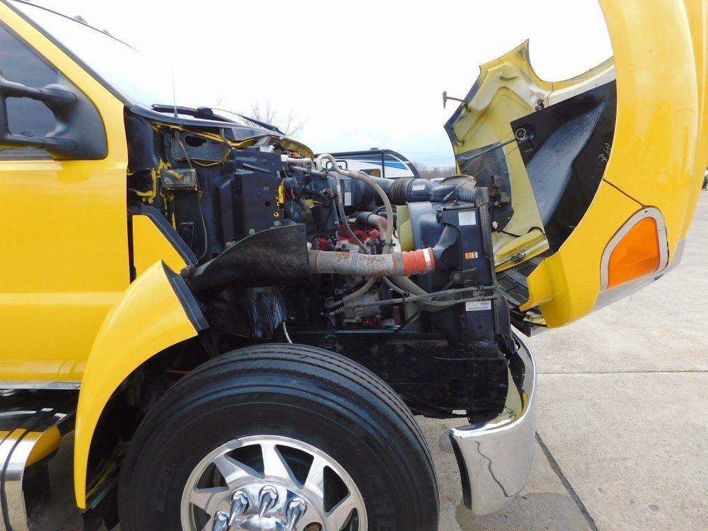 Ford F-650 Crew Cab 2WD DRW 2008